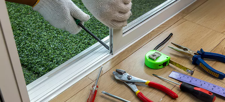 Window Hinge Repair in Gainesville, FL