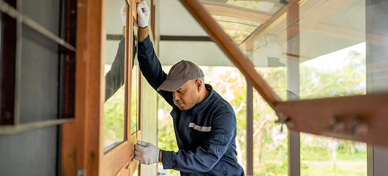 Double Hung Vinyl Window Sash Replacement in Gainesville, FL